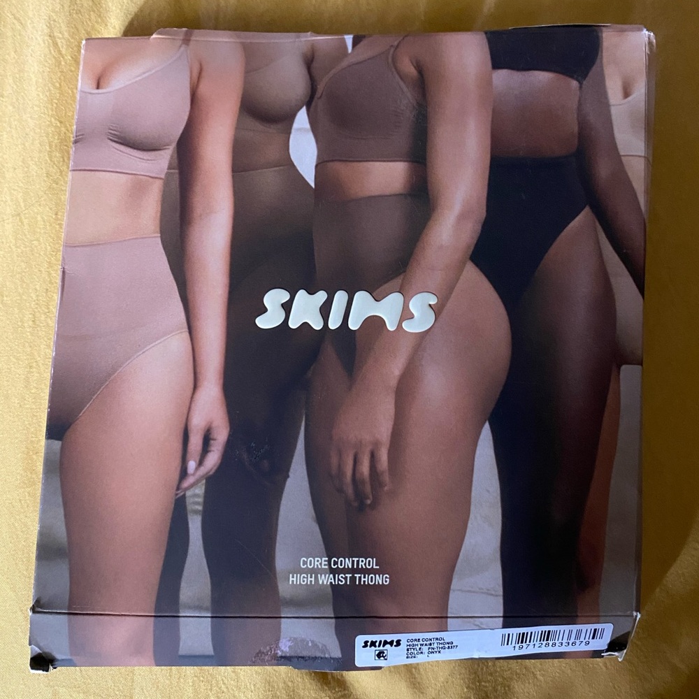 SKIMS Shapewear Bodysuit Tan and Black Intimates